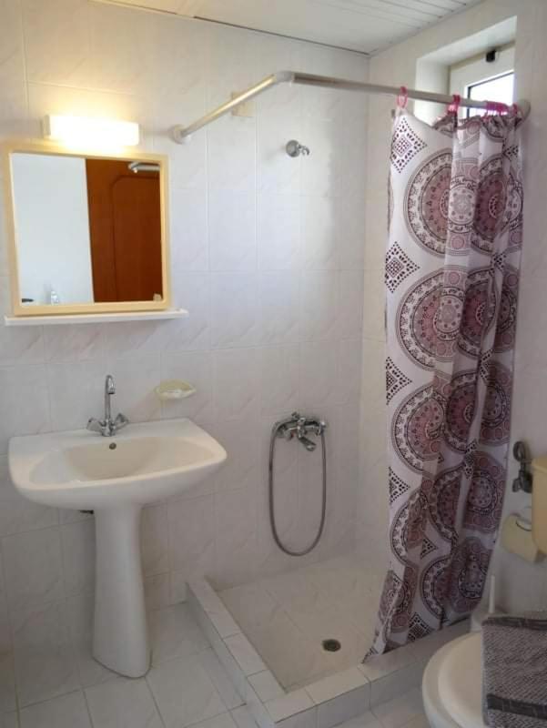 Michalis Litinas Apartments Agia Marina  Екстер'єр фото